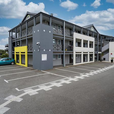 B&B HOTEL Vannes Est Golfe du Morbihan Exterior foto